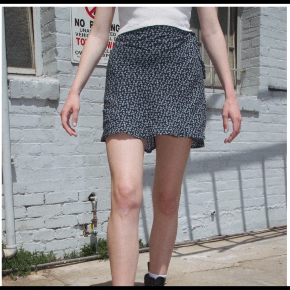 Brandy Melville Genevieve wrap skirt